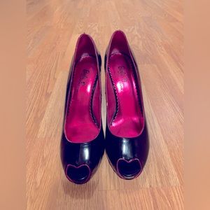 Barbie by town shoes peep toe pumps